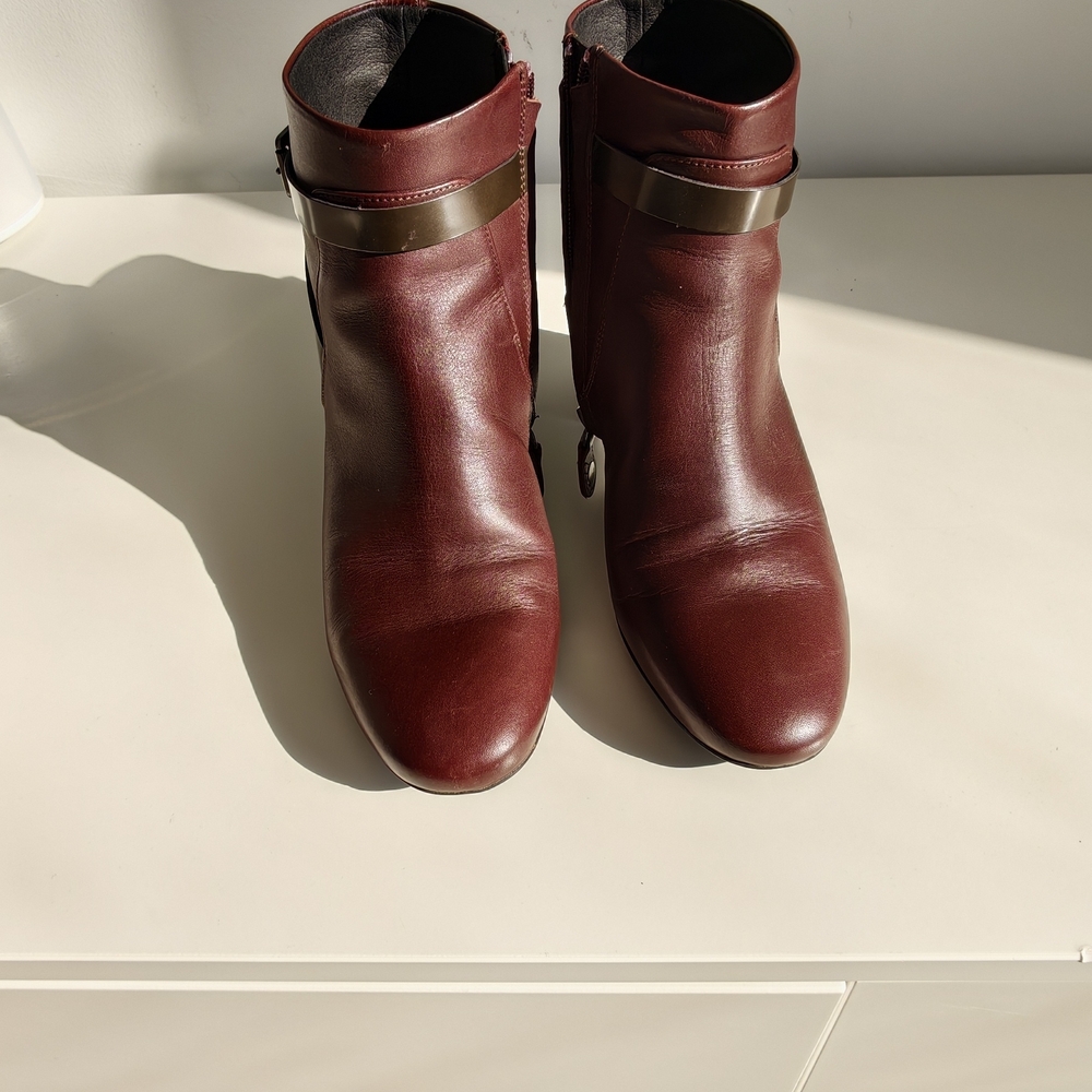 Geox Elegant Marron Leather Ankle Boots - Picture 2 of 8